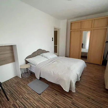 Kyra Apartman Appartamento