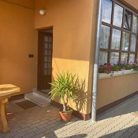 Kyra Apartman Appartamento